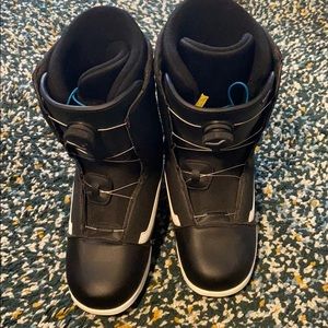 Vans snowboard boot